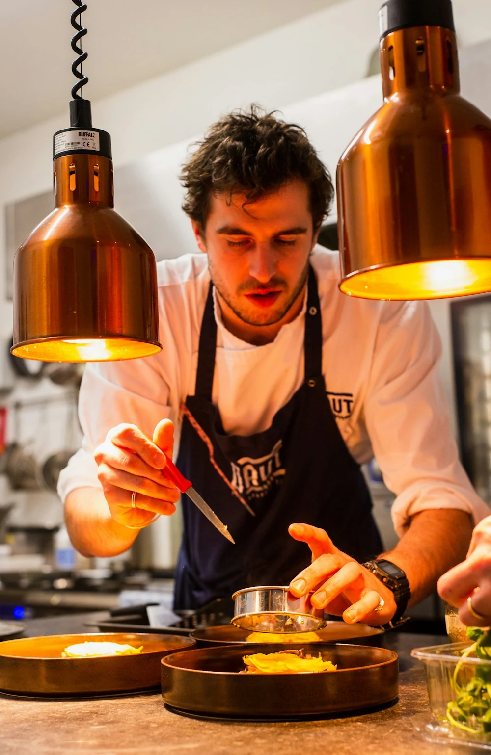 Chef Sarvoraa Plating Masakan Autentik